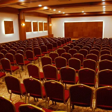 Dilek Kaya 于尔居普