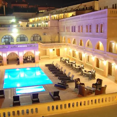 Dilek Kaya 3* 于尔居普